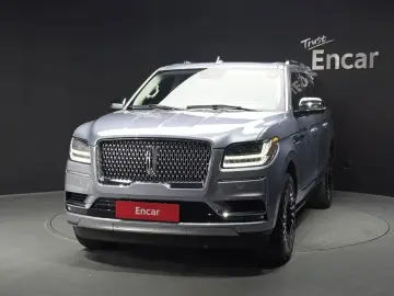 2021 Lincoln Navigator с пробегом 61 908 км