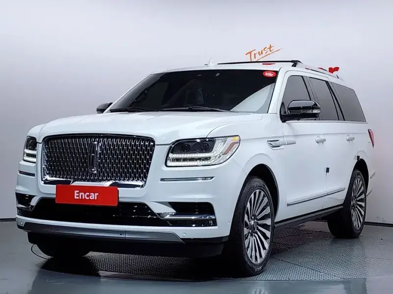 2021 Lincoln Navigator с пробегом 43 973 км
