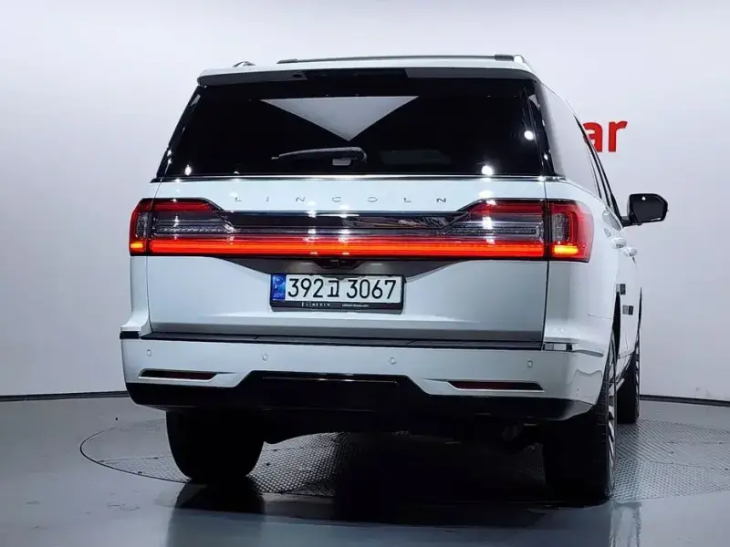 2021 Lincoln Navigator с пробегом 43 973 км