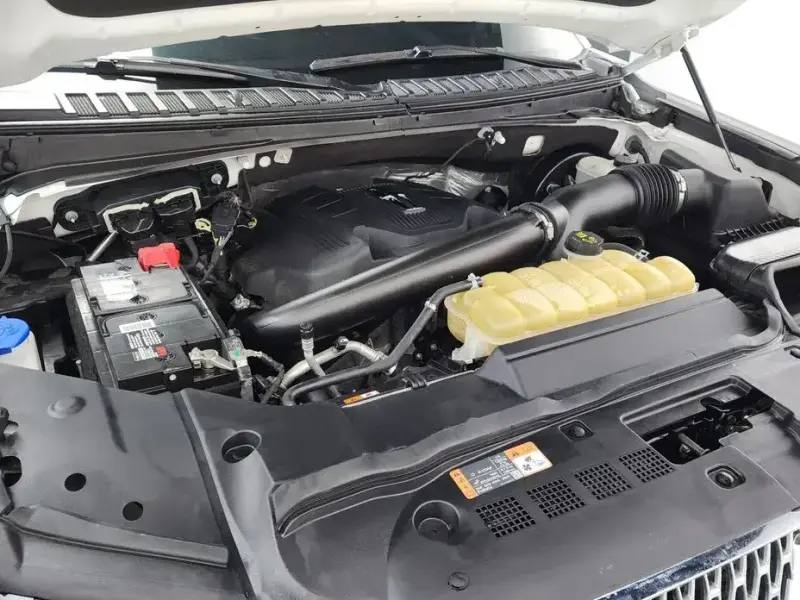 2021 Lincoln Navigator с пробегом 43 973 км