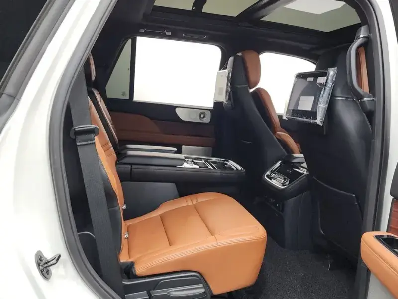 2021 Lincoln Navigator с пробегом 43 973 км