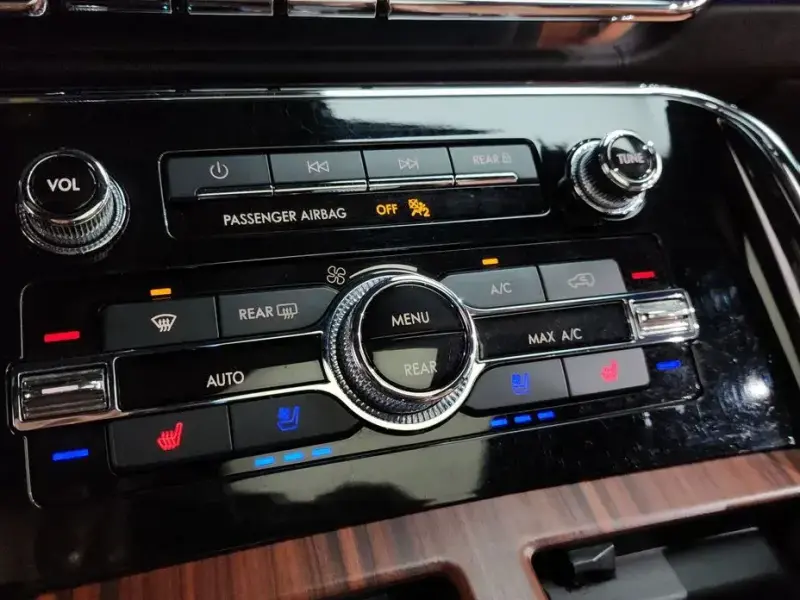2021 Lincoln Navigator с пробегом 43 973 км