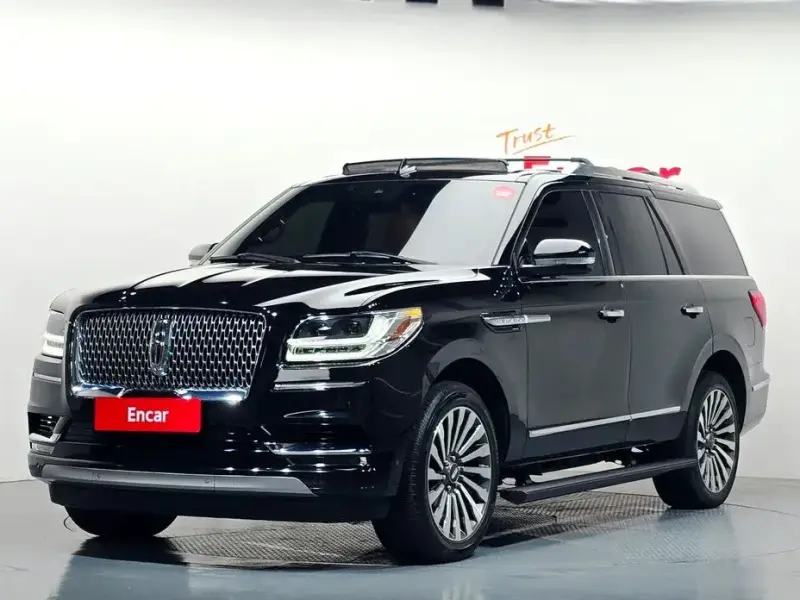 2021 Lincoln Navigator с пробегом 86 363 км