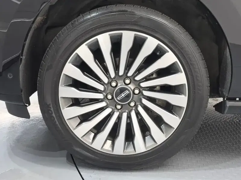 2021 Lincoln Navigator с пробегом 86 363 км