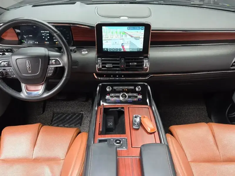 2021 Lincoln Navigator с пробегом 86 363 км