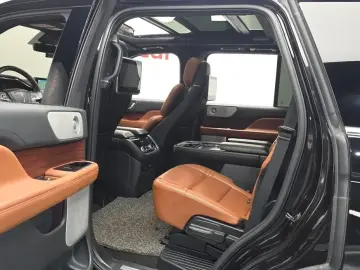 2021 Lincoln Navigator с пробегом 86 363 км