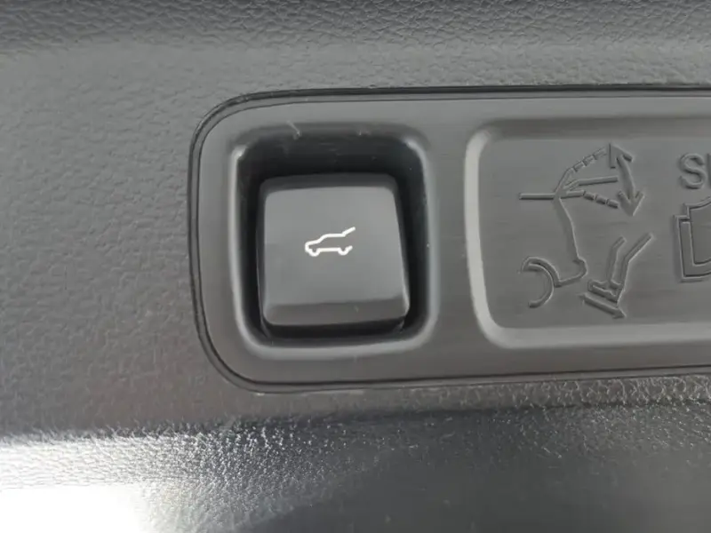 2021 Lincoln Navigator с пробегом 86 363 км