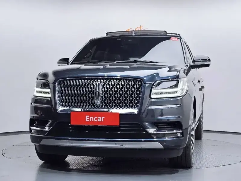 2021 Lincoln Navigator с пробегом 109 006 км