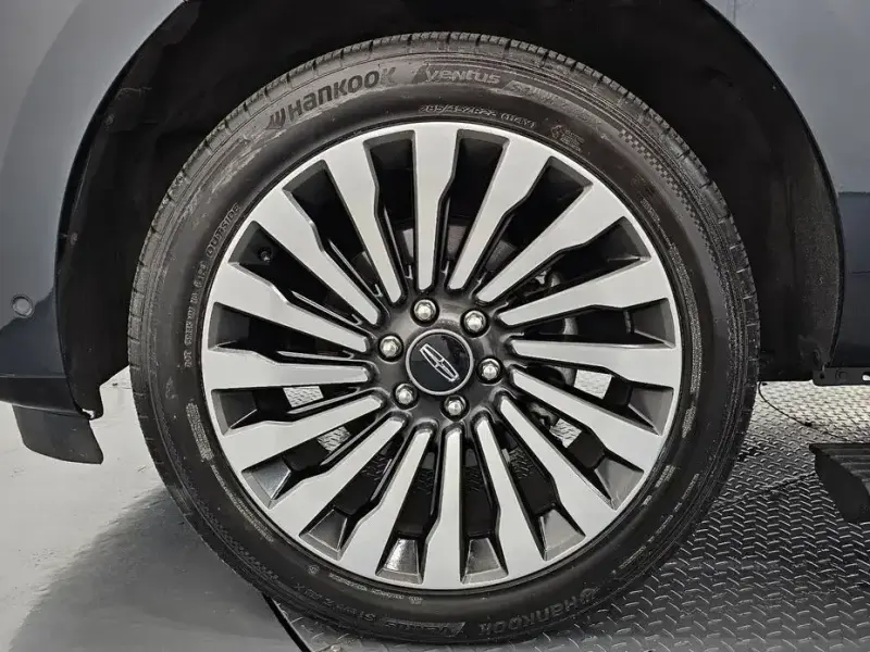 2021 Lincoln Navigator с пробегом 109 006 км