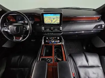 2021 Lincoln Navigator с пробегом 109 006 км