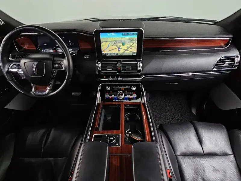 2021 Lincoln Navigator с пробегом 109 006 км