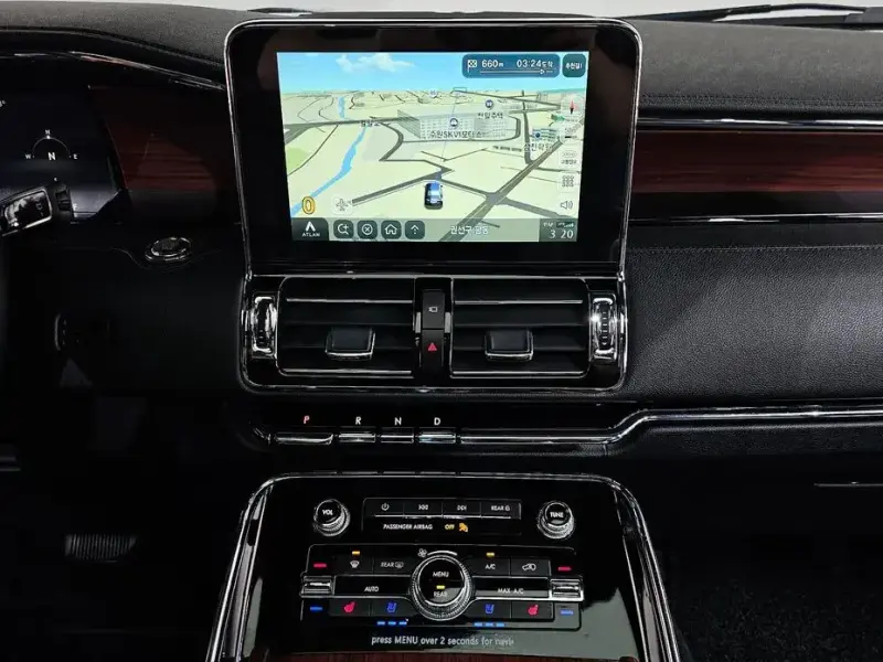 2021 Lincoln Navigator с пробегом 109 006 км