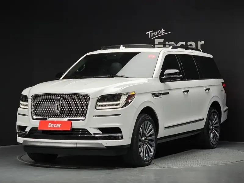 2021 Lincoln Navigator с пробегом 66 935 км
