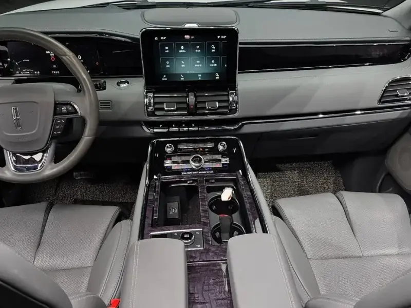 2021 Lincoln Navigator с пробегом 66 935 км