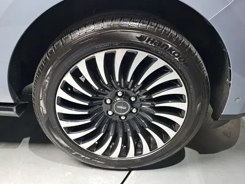 2018 Lincoln Navigator с пробегом 36 478 км