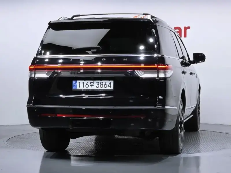 2023 Lincoln Navigator с пробегом 79 554 км