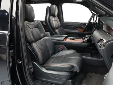2023 Lincoln Navigator с пробегом 79 554 км