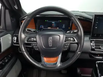 2023 Lincoln Navigator с пробегом 79 554 км