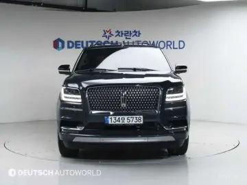 2021 Lincoln Navigator с пробегом 62 900 км