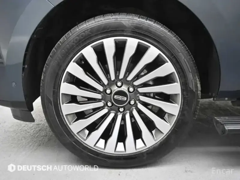 2021 Lincoln Navigator с пробегом 62 900 км
