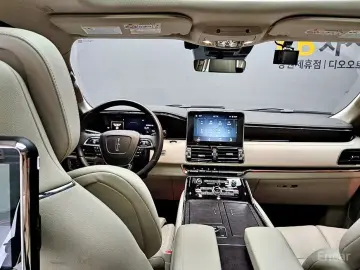 2021 Lincoln Navigator с пробегом 7 066 км