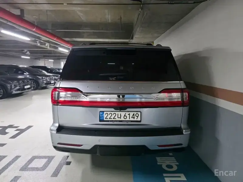 2021 Lincoln Navigator с пробегом 74 728 км