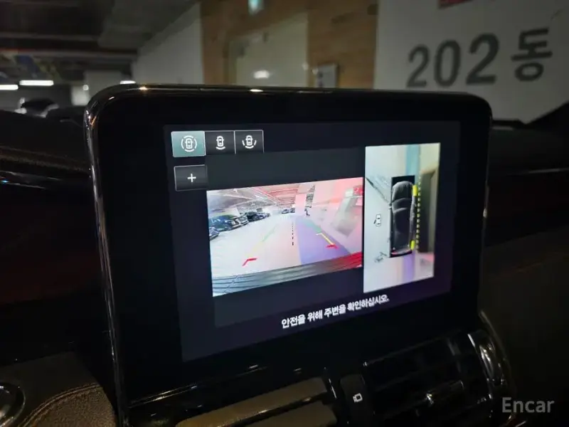 2021 Lincoln Navigator с пробегом 74 728 км