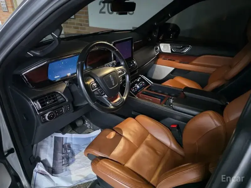 2021 Lincoln Navigator с пробегом 74 728 км