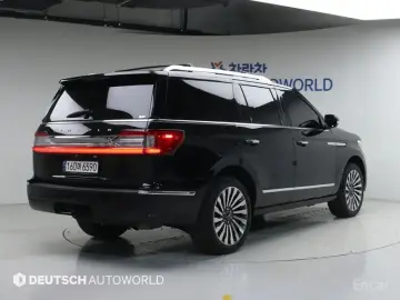 2021 Lincoln Navigator с пробегом 73 920 км