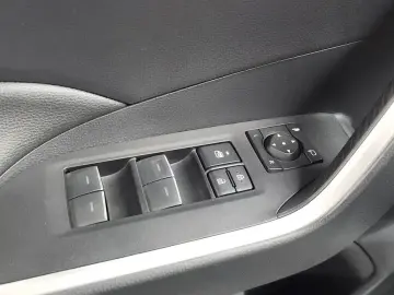 2024 Toyota RAV4 с пробегом 25 758 км