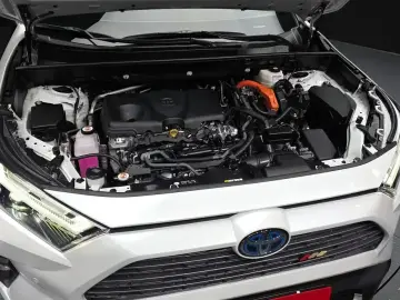 2024 Toyota RAV4 с пробегом 14 997 км