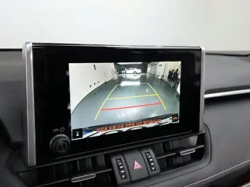 2024 Toyota RAV4 с пробегом 11 991 км