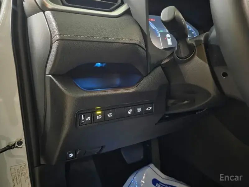2024 Toyota RAV4 с пробегом 13 169 км