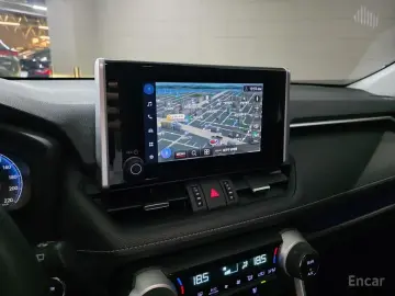 2024 Toyota RAV4 с пробегом 13 169 км