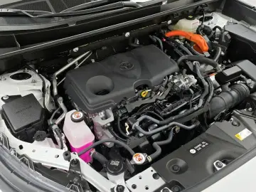 2024 Toyota RAV4 с пробегом 8 426 км