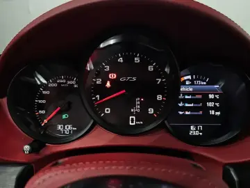2021 Porsche Cayman с пробегом 30 106 км