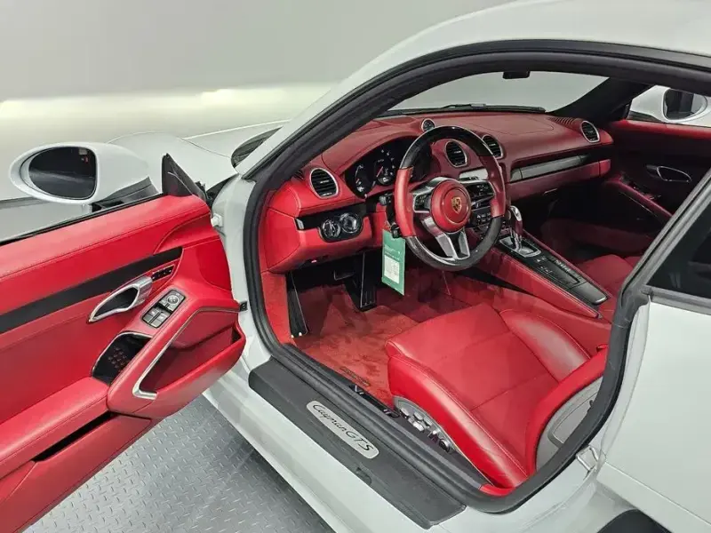 2021 Porsche Cayman с пробегом 30 106 км