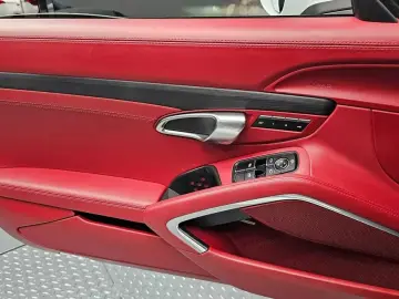 2021 Porsche Cayman с пробегом 30 106 км