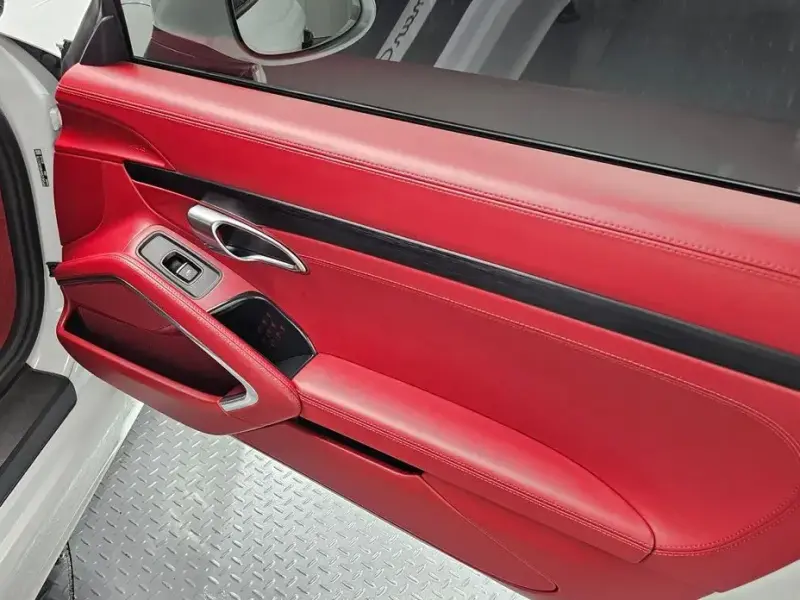 2021 Porsche Cayman с пробегом 30 106 км