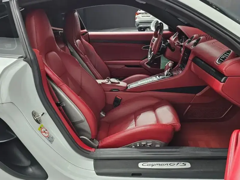 2021 Porsche Cayman с пробегом 30 106 км