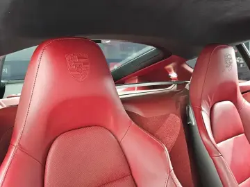 2021 Porsche Cayman с пробегом 30 106 км