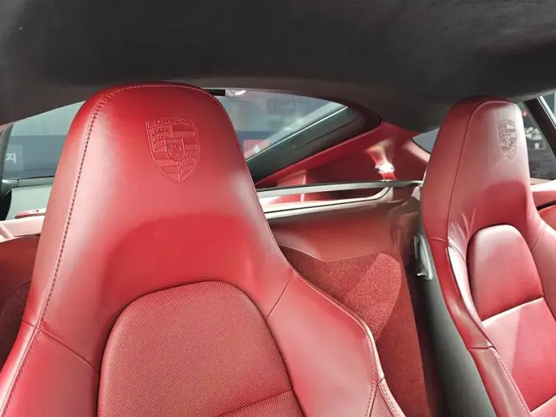 2021 Porsche Cayman с пробегом 30 106 км