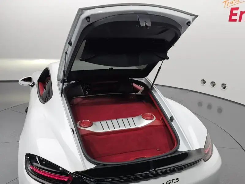 2021 Porsche Cayman с пробегом 30 106 км