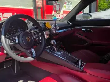 2021 Porsche Cayman с пробегом 29 180 км