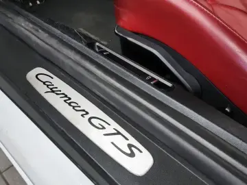 2018 Porsche Cayman с пробегом 58 970 км