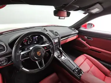 2023 Porsche Cayman с пробегом 21 298 км
