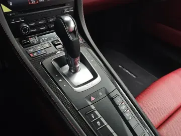 2023 Porsche Cayman с пробегом 21 298 км