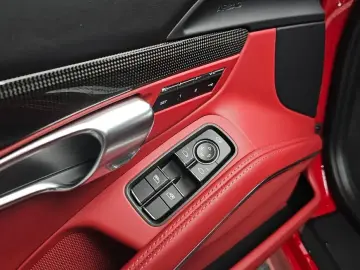 2023 Porsche Cayman с пробегом 21 298 км