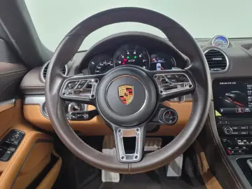 2021 Porsche Cayman с пробегом 28 912 км