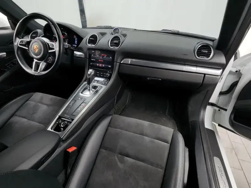 2019 Porsche Cayman с пробегом 36 742 км